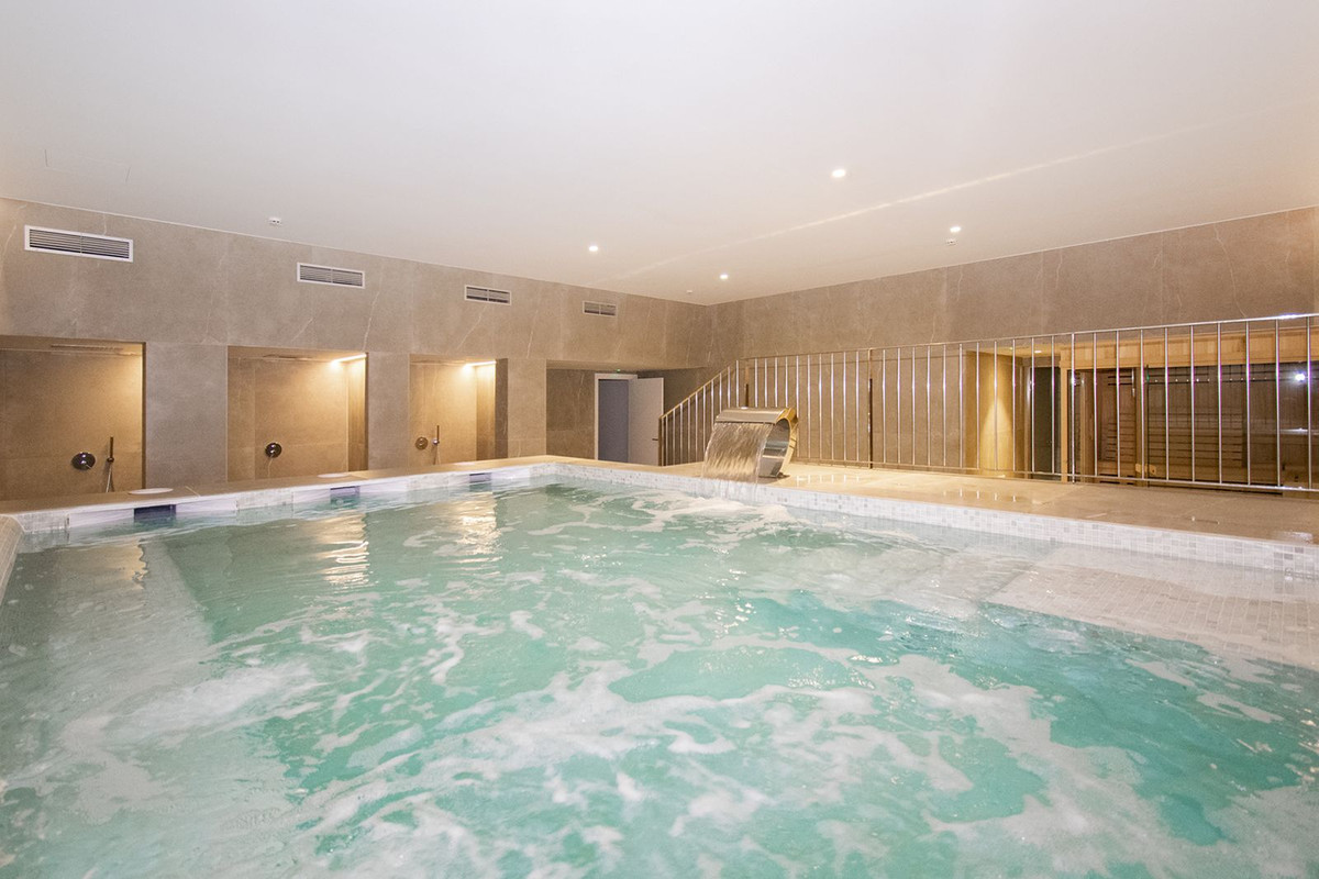 3 Bed, 2 Bath, ApartmentFor Sale, Palma de Mallorca, Islas Baleares