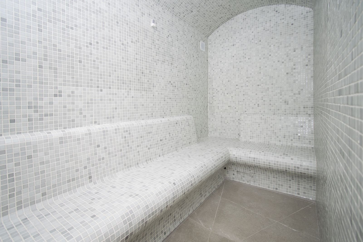 3 Bed, 2 Bath, ApartmentFor Sale, Palma de Mallorca, Islas Baleares