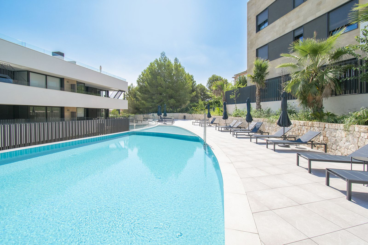 3 Bed, 2 Bath, ApartmentFor Sale, Palma de Mallorca, Islas Baleares