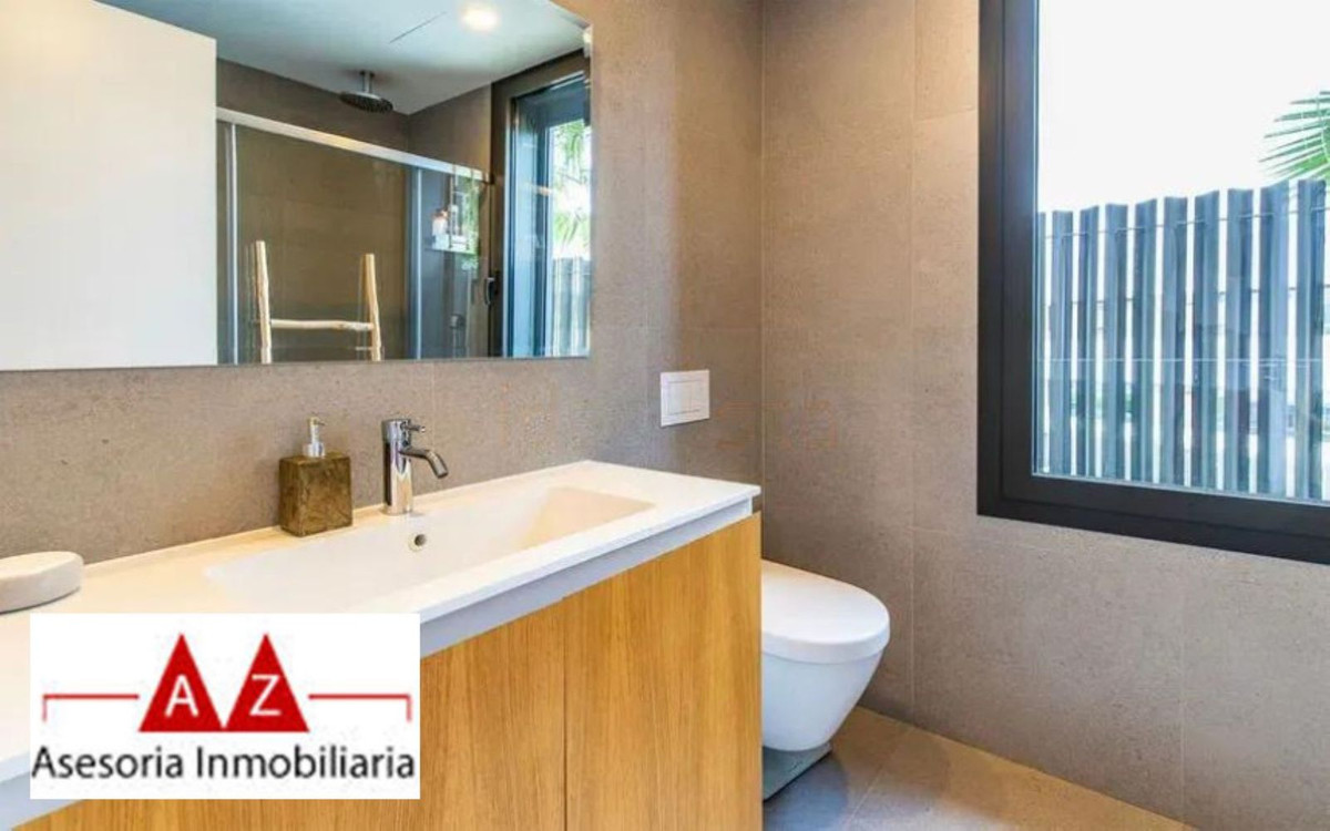 3 Bed, 2 Bath, ApartmentFor Sale, Palma de Mallorca, Islas Baleares