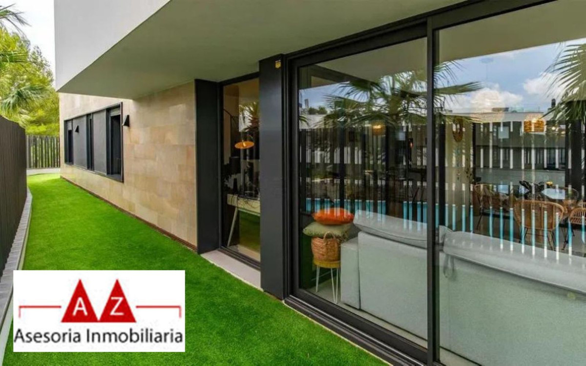 3 Bed, 2 Bath, ApartmentFor Sale, Palma de Mallorca, Islas Baleares