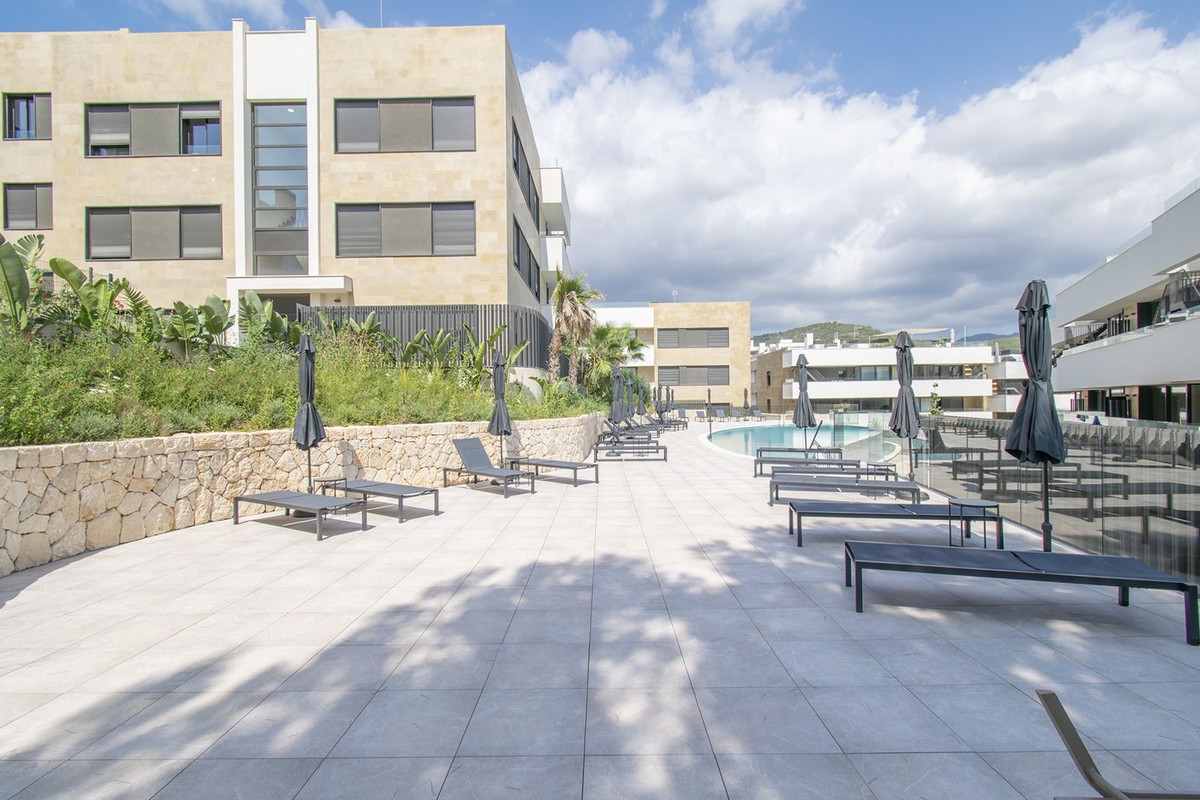 3 Bed, 2 Bath, ApartmentFor Sale, Palma de Mallorca, Islas Baleares