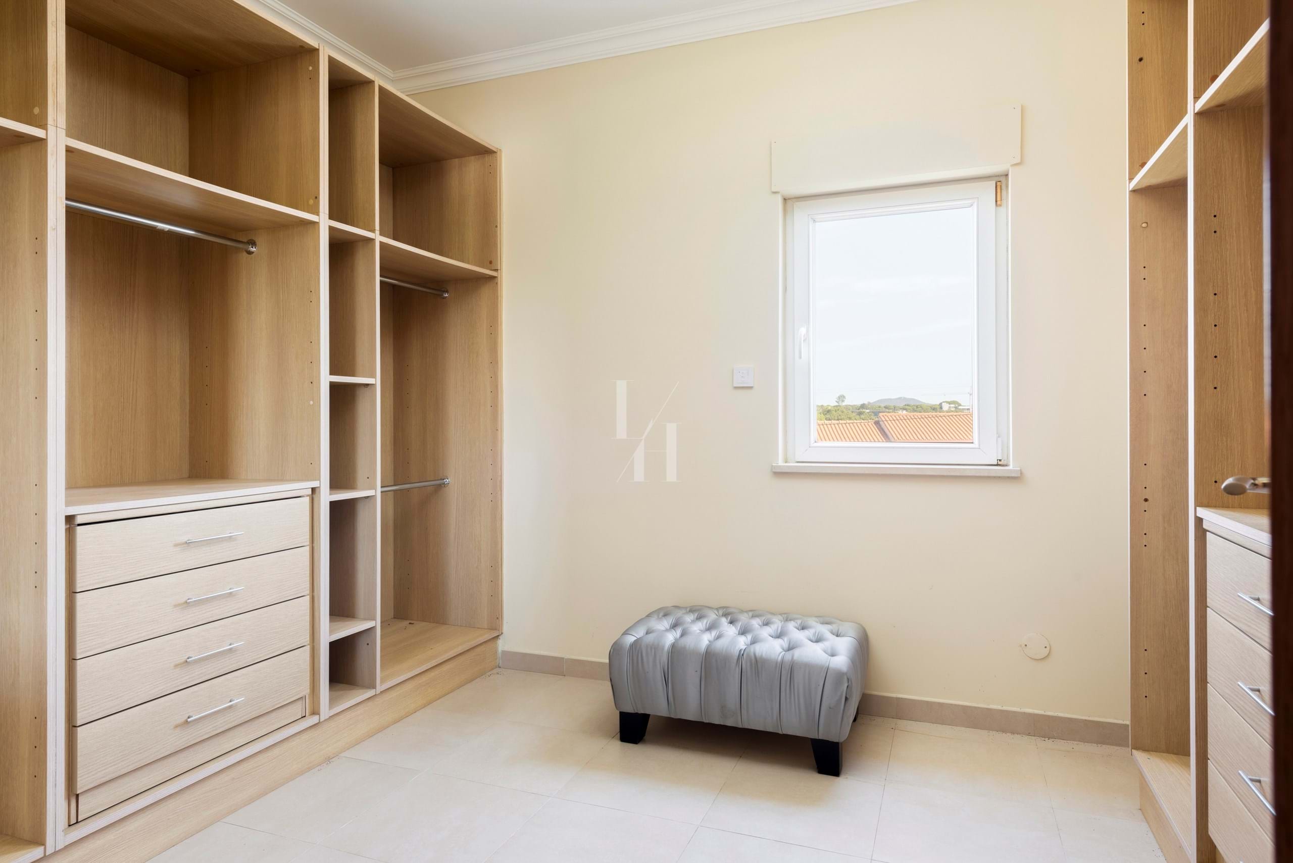 4 Bed, 4 Bath, HouseFor Sale, Loulé, Faro, 8100-098