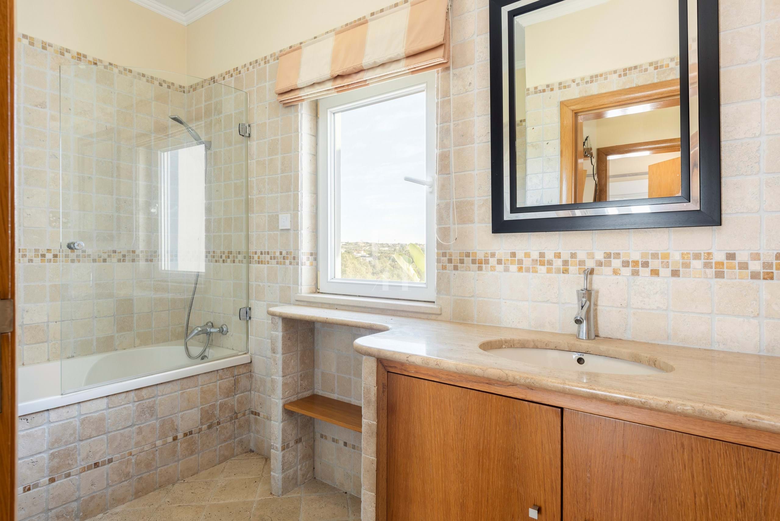 4 Bed, 4 Bath, HouseFor Sale, Loulé, Faro, 8100-098