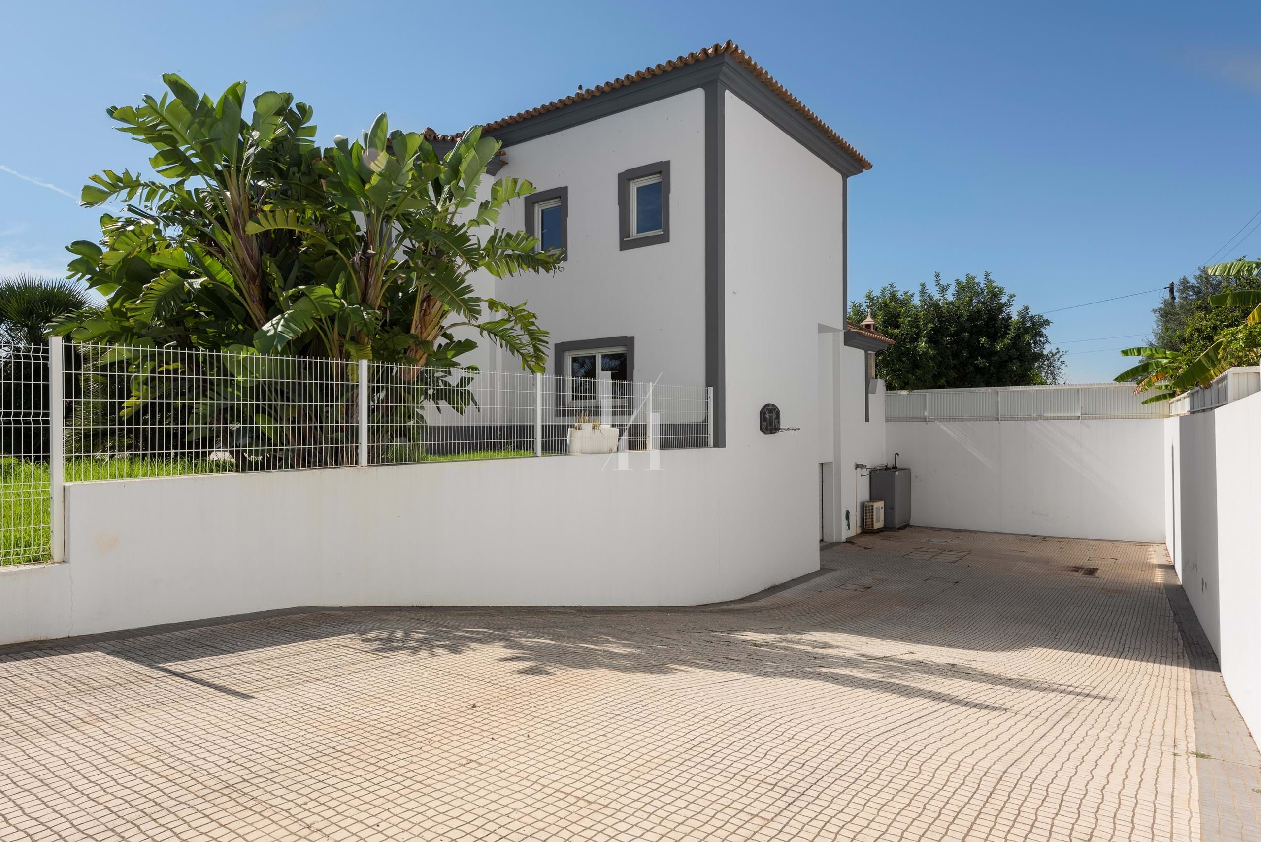 4 Bed, 4 Bath, HouseFor Sale, Loulé, Faro, 8100-098