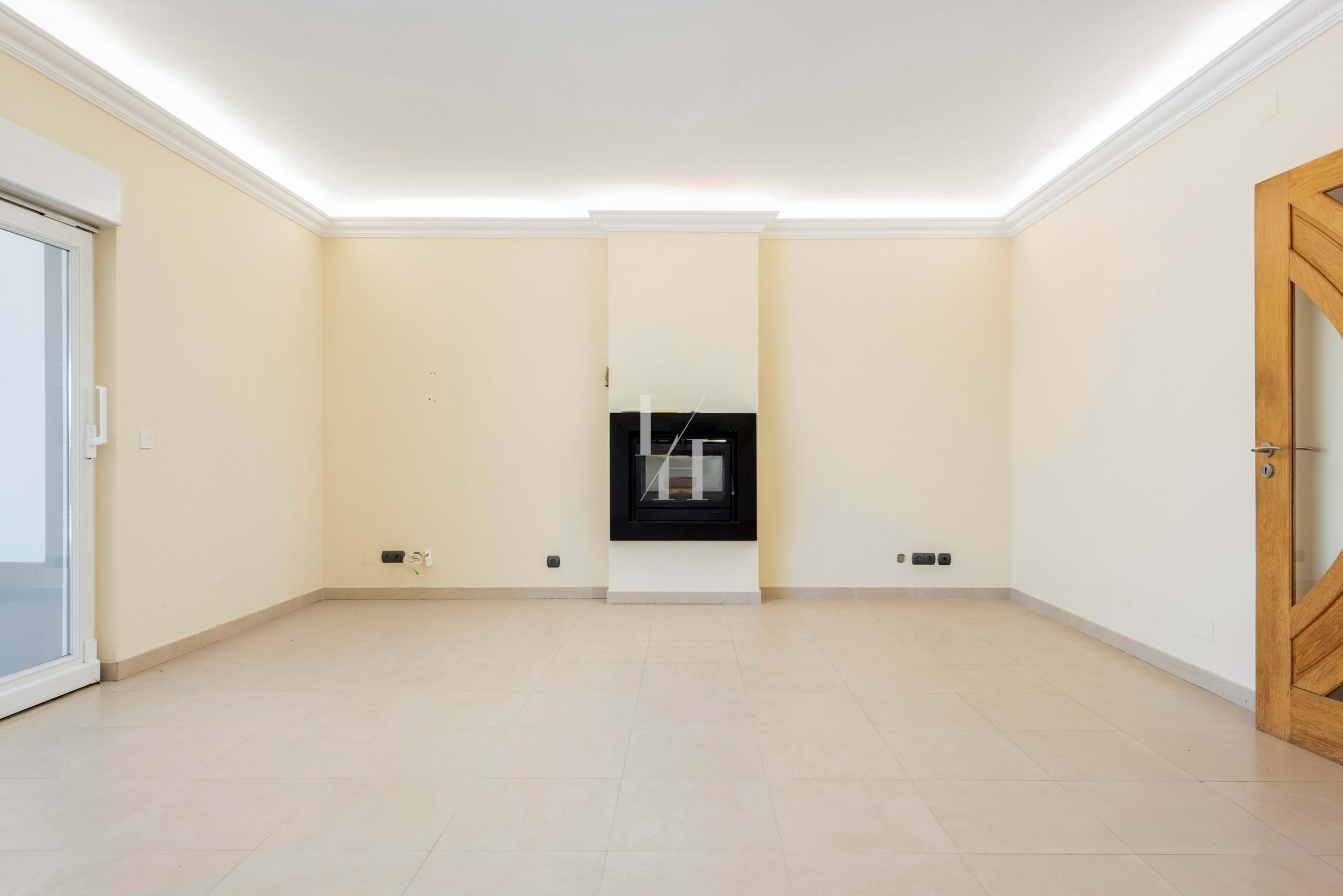 4 Bed, 4 Bath, HouseFor Sale, Loulé, Faro, 8100-098