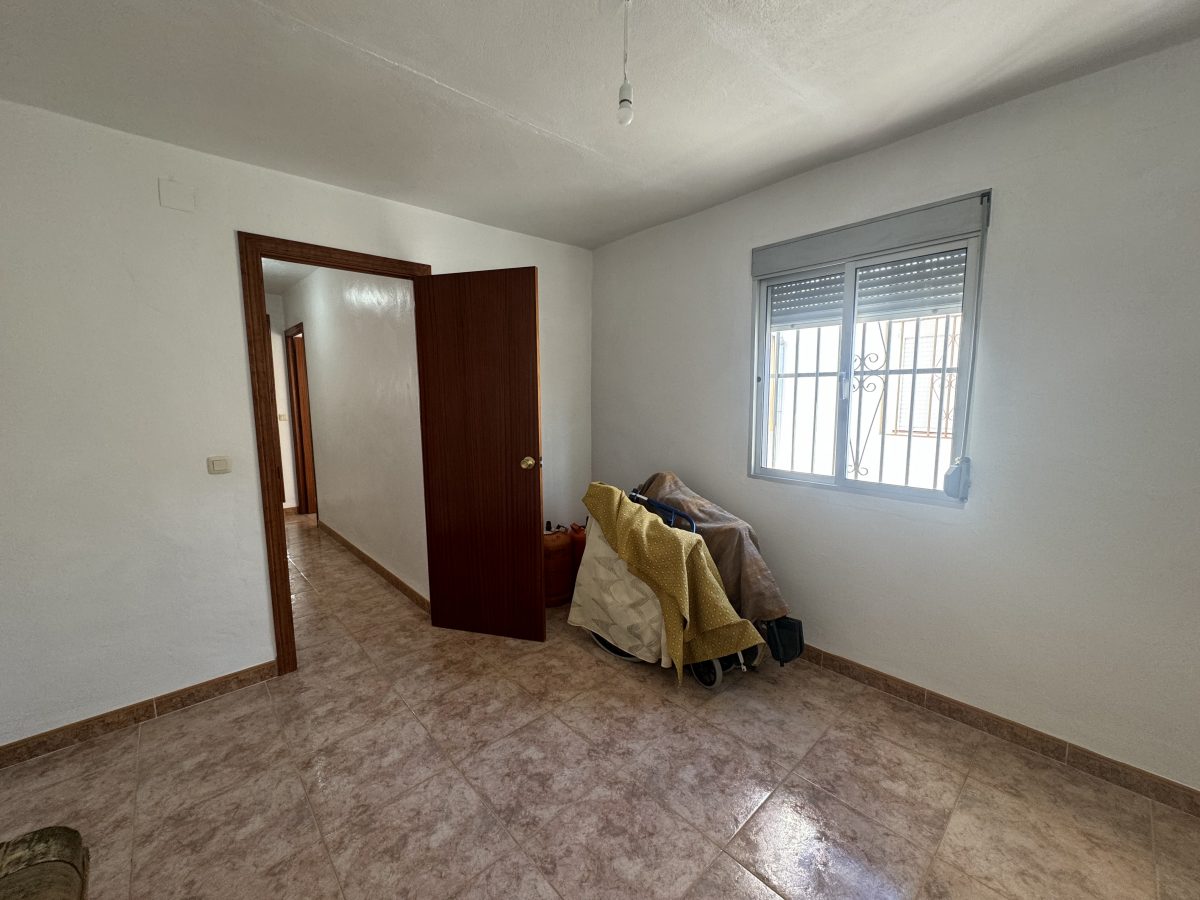 4 Bed, 1 Bath, HouseFor Sale, Pruna, Andalucia