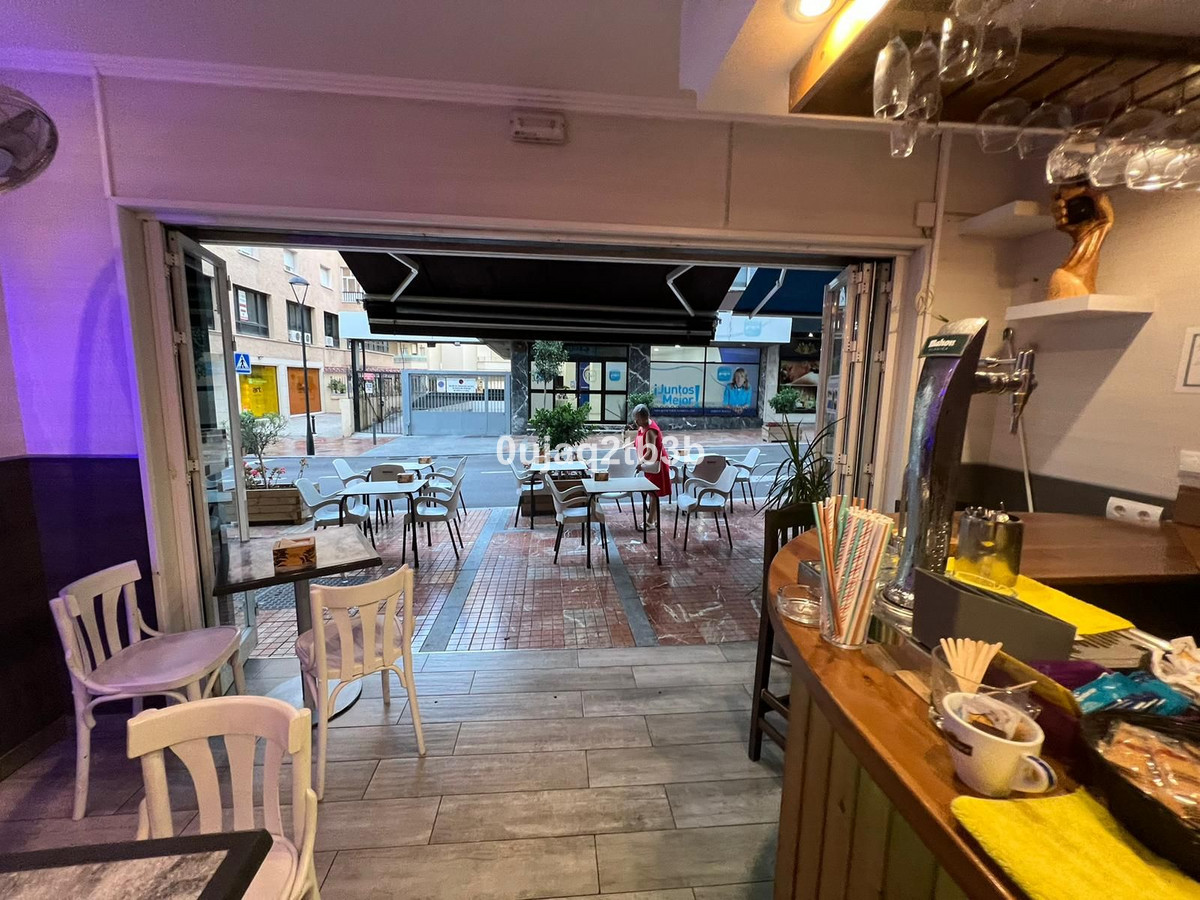 Marbella, Malaga, 1 Bedroom Bedrooms, ,2 BathroomsBathrooms,For Sale,R4871635