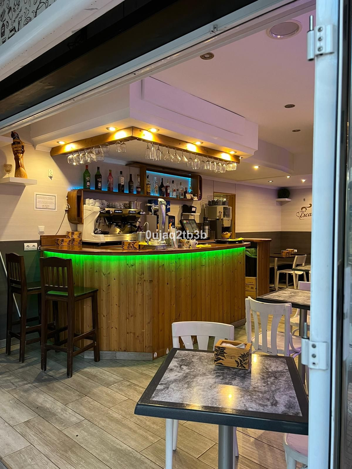 Marbella, Malaga, 1 Bedroom Bedrooms, ,2 BathroomsBathrooms,For Sale,R4871635