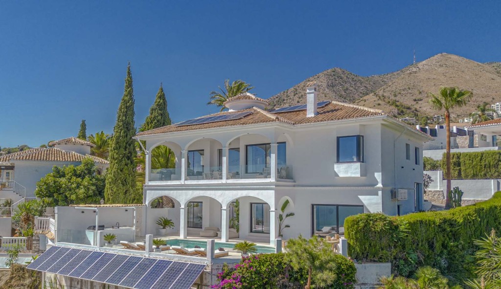 5 Bed, 5 Bath, HouseFor Sale, Benalmadena, Malaga