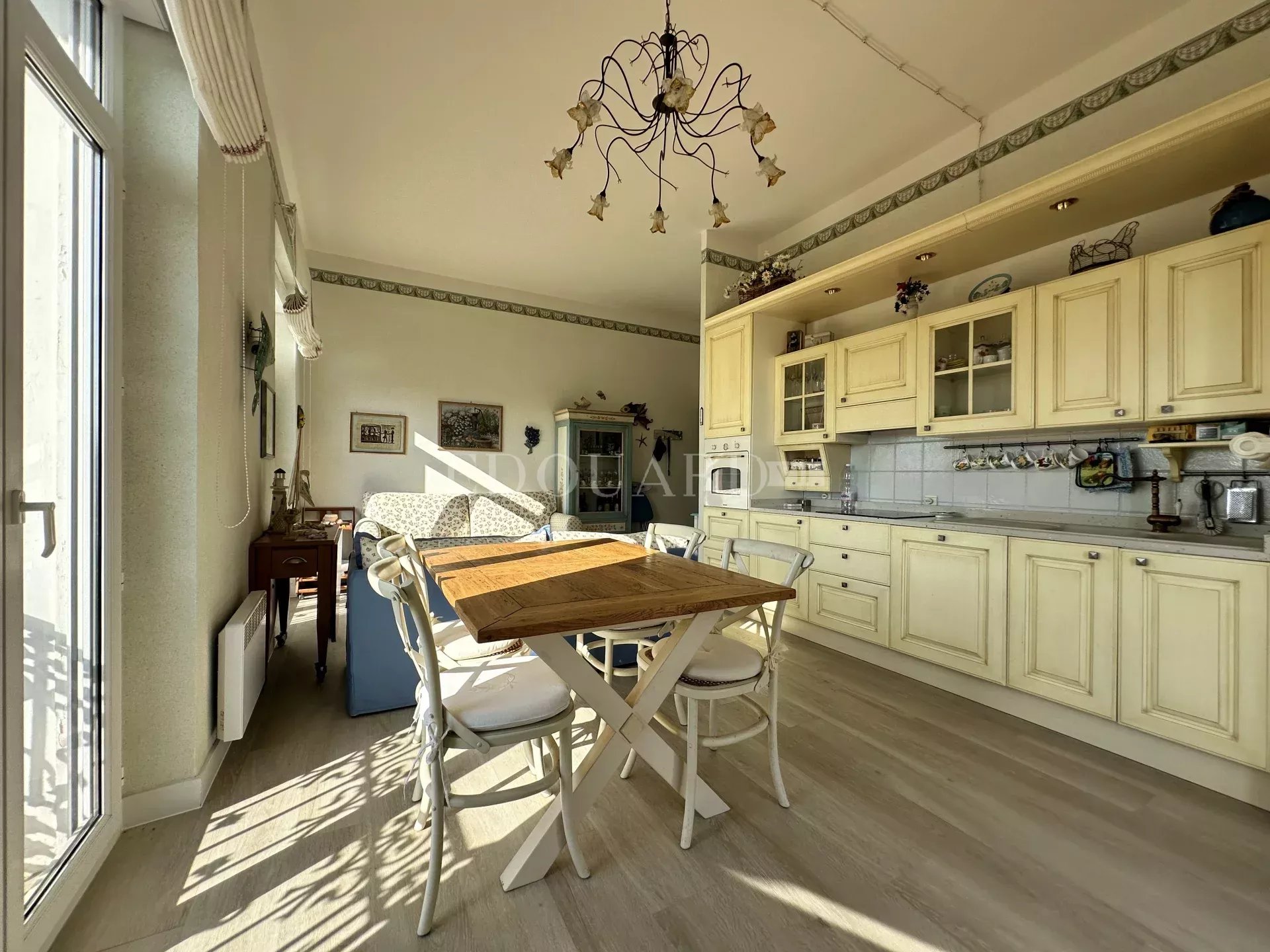 1 Bed, 1 Bath, ApartmentFor Sale, Menton, Alpes-Maritimes