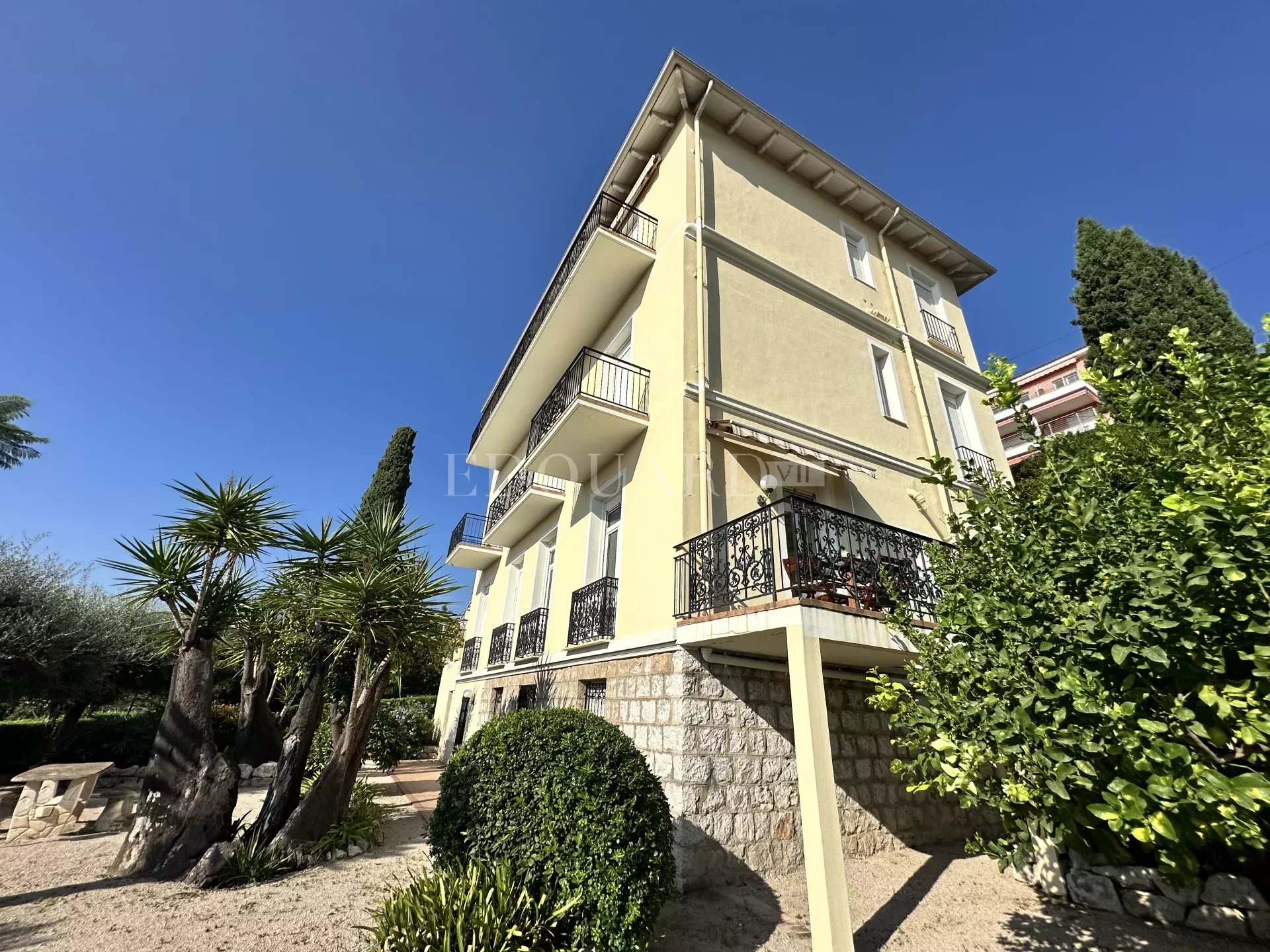 1 Bed, 1 Bath, ApartmentFor Sale, Menton, Alpes-Maritimes