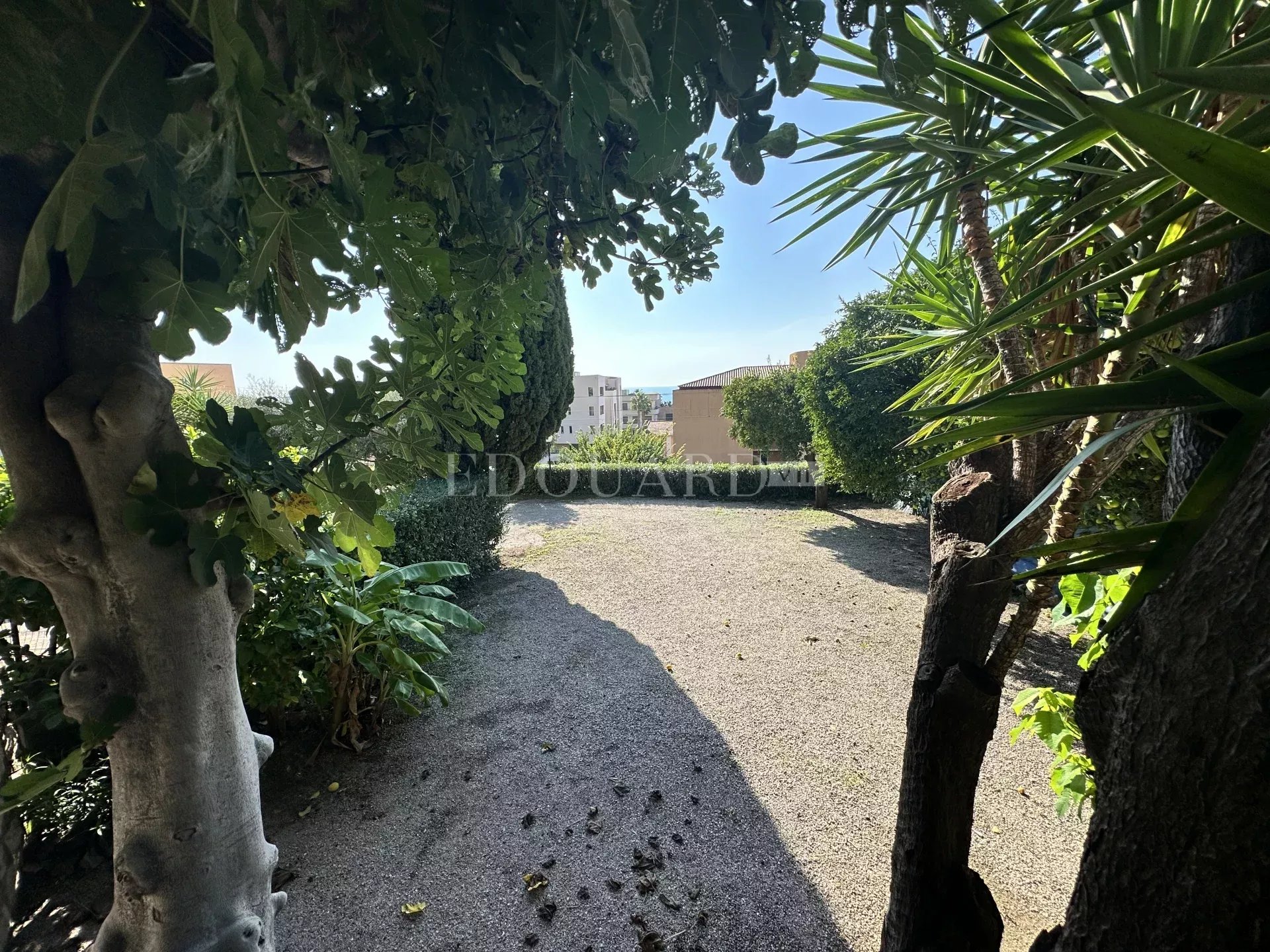 1 Bed, 1 Bath, ApartmentFor Sale, Menton, Alpes-Maritimes