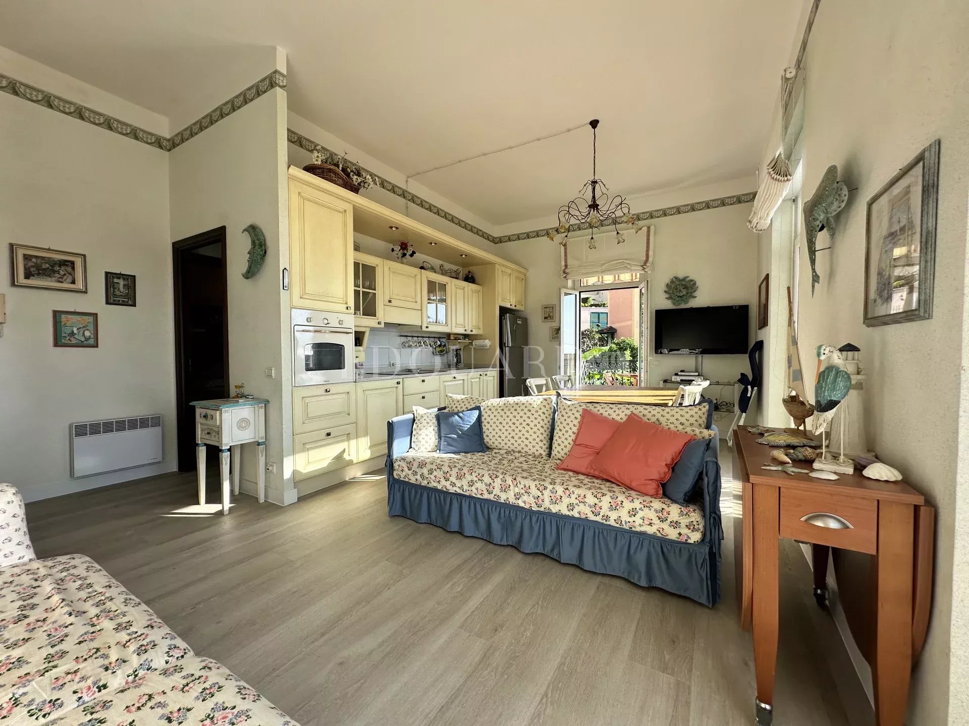 1 Bed, 1 Bath, ApartmentFor Sale, Menton, Alpes-Maritimes