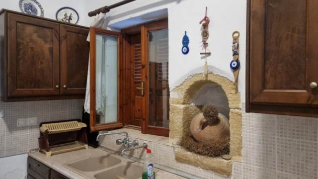 3 Bed, 2 Bath, HouseFor Sale, Chania, Crete