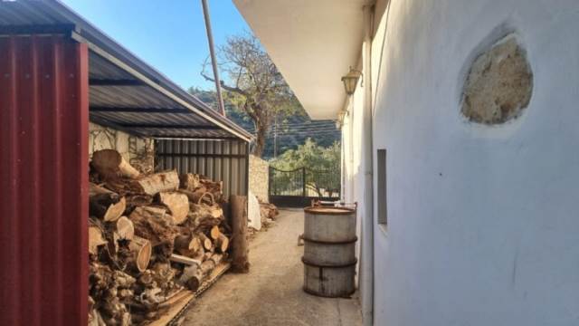 3 Bed, 2 Bath, HouseFor Sale, Chania, Crete