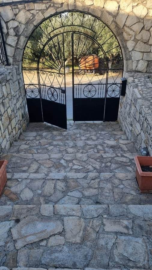 3 Bed, 2 Bath, HouseFor Sale, Chania, Crete