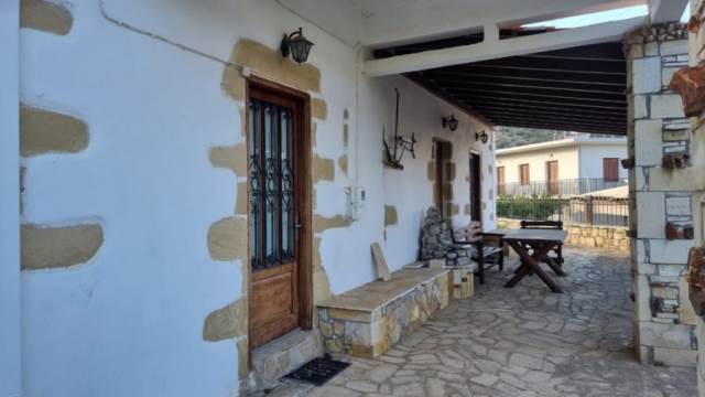 3 Bed, 2 Bath, HouseFor Sale, Chania, Crete