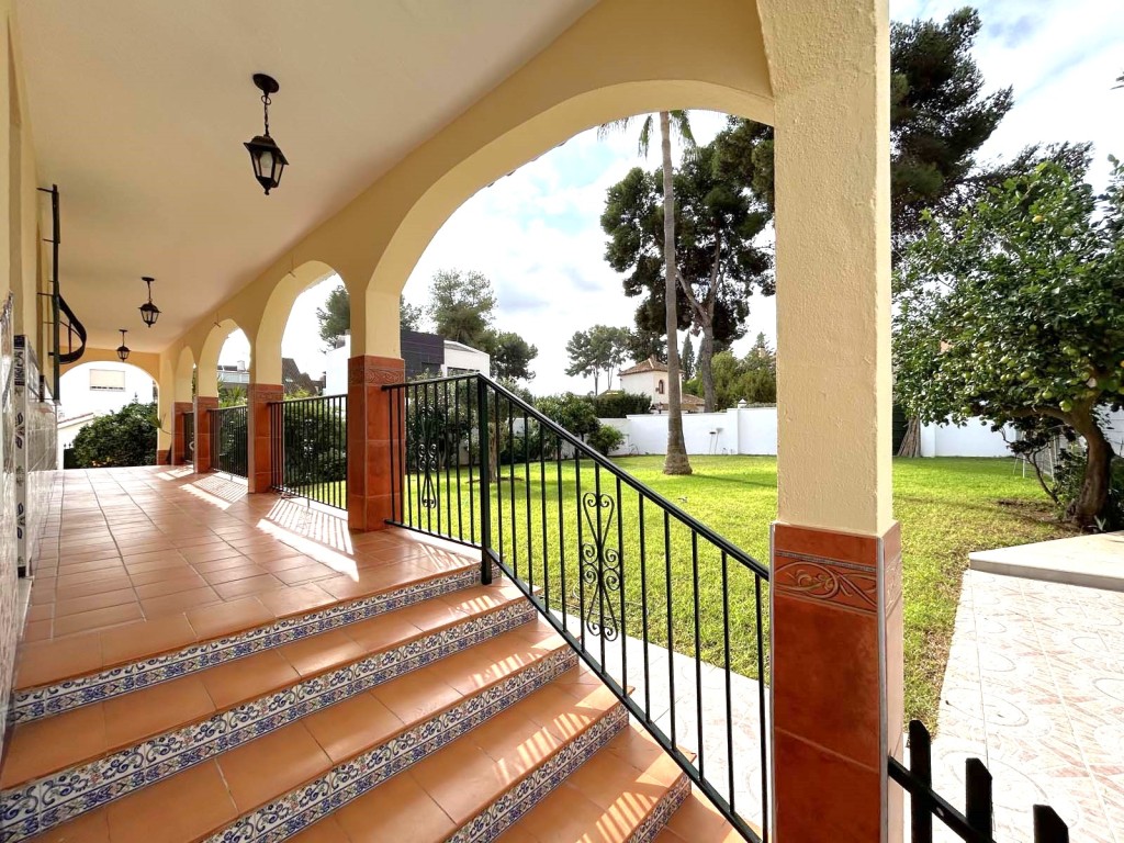 5 Bed, 3 Bath, HouseFor Sale, Mijas Costa, Malaga