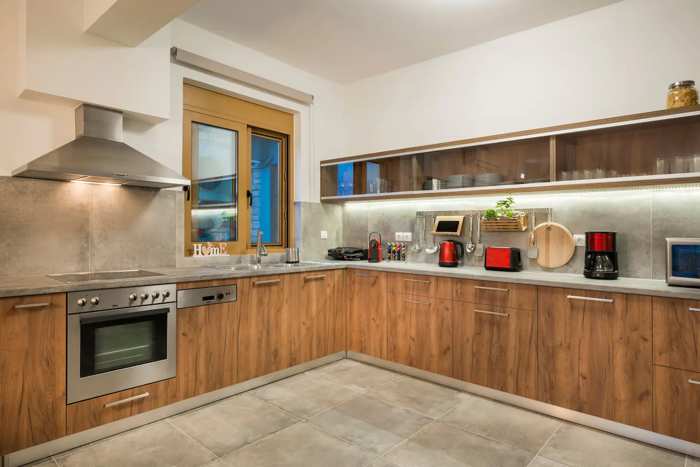 5 Bed, 3 Bath, HouseFor Sale, Chania, Crete