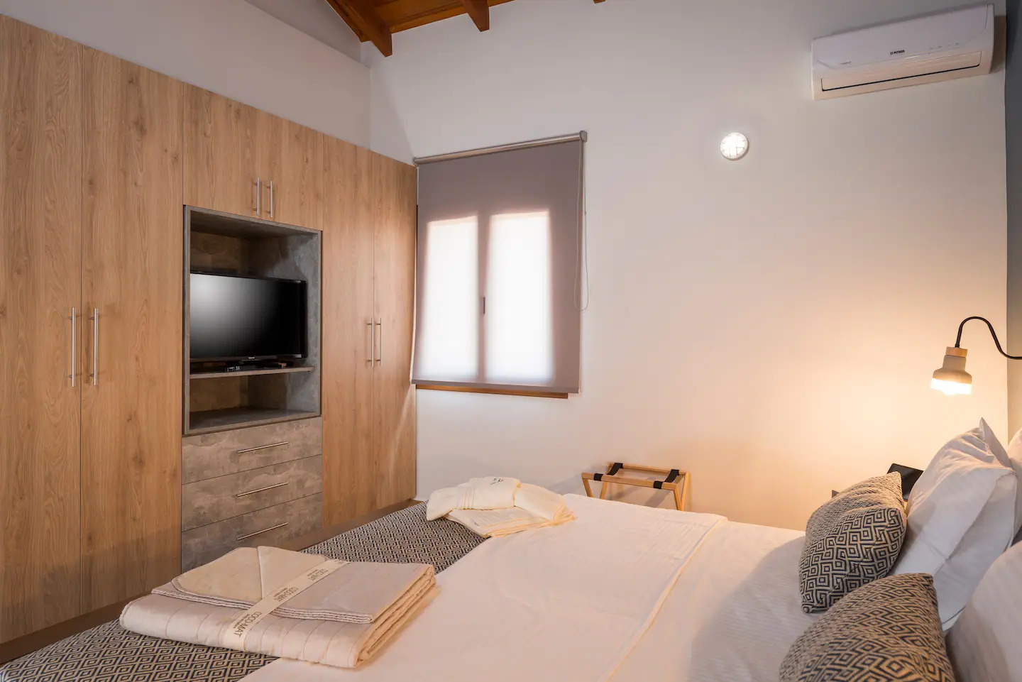 5 Bed, 3 Bath, HouseFor Sale, Chania, Crete