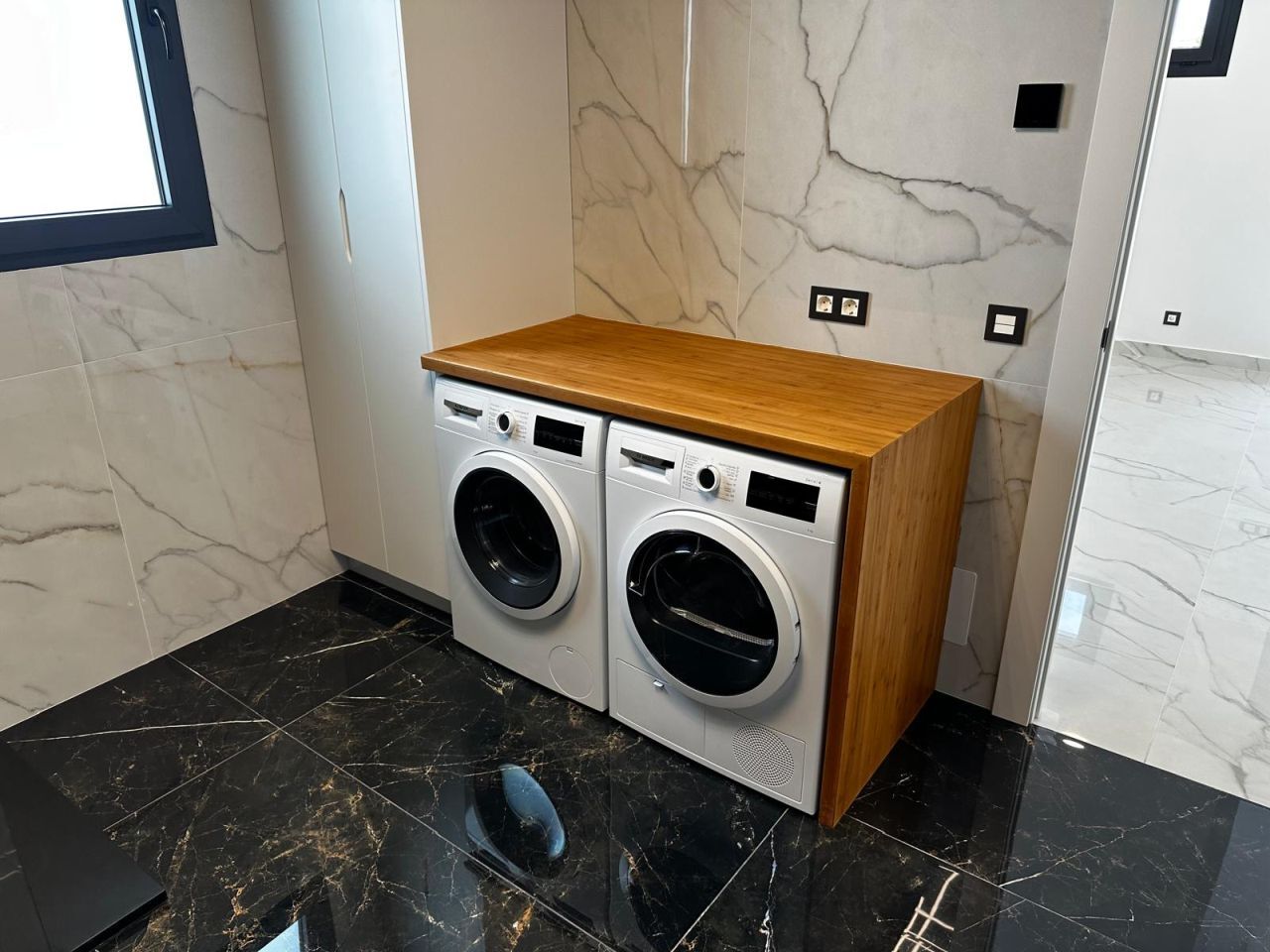 4 Bed, 3 Bath, HouseFor Sale, Rojales, Alicante