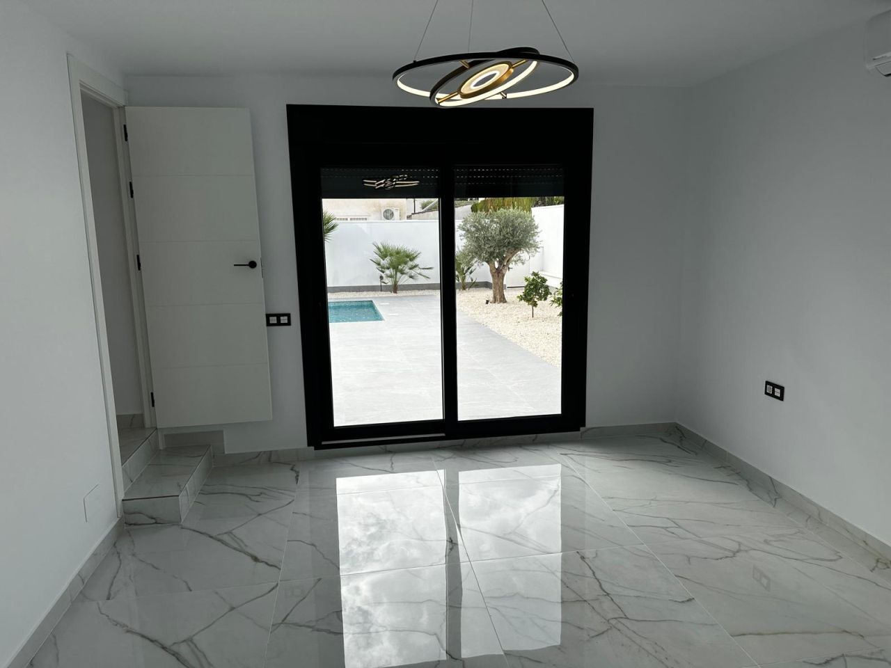 4 Bed, 3 Bath, HouseFor Sale, Rojales, Alicante