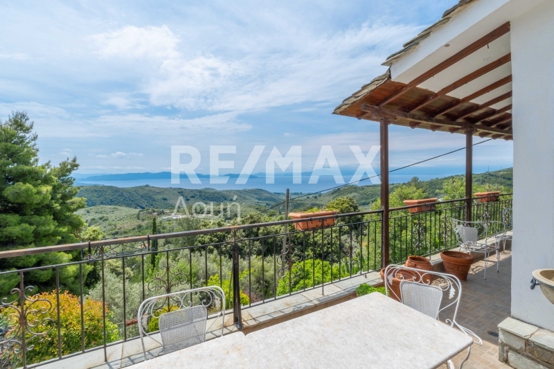 3 Bed, 4 Bath, HouseFor Sale, Center, Milies, Magnesia