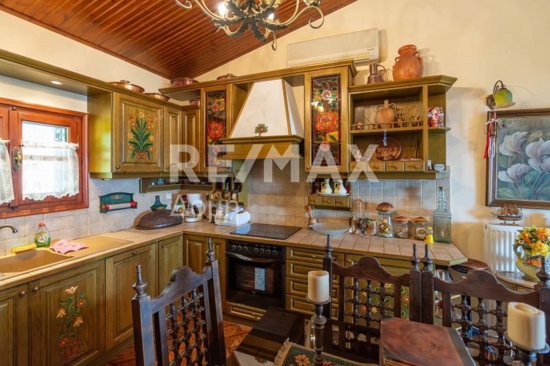 3 Bed, 4 Bath, HouseFor Sale, Center, Milies, Magnesia