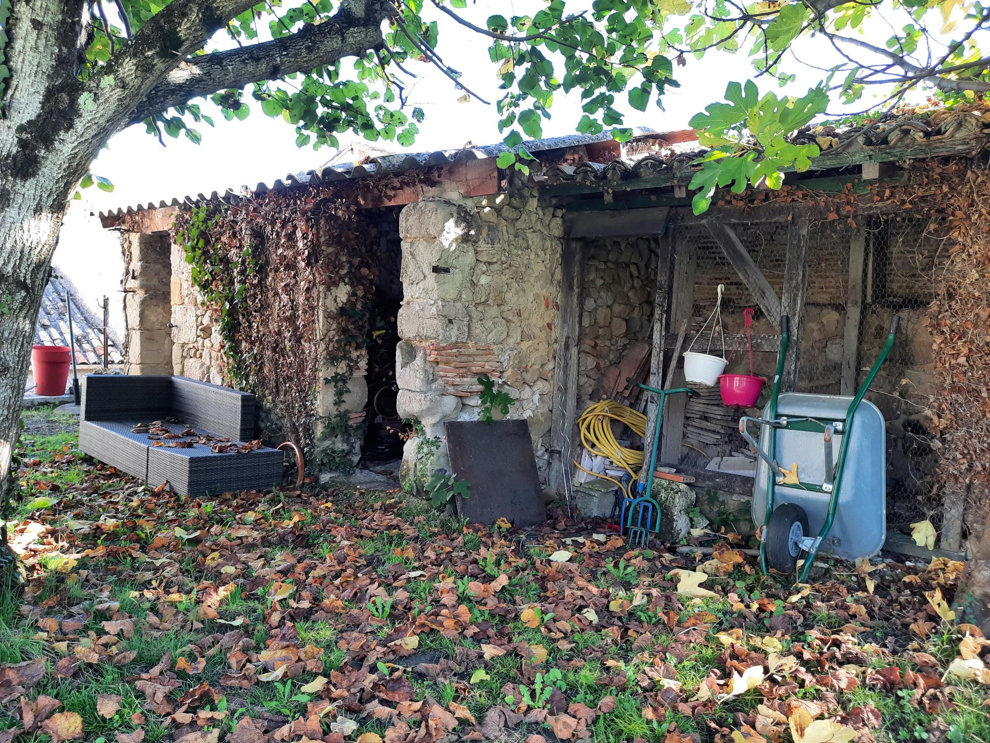2 Bed, 1 Bath, HouseFor Sale, Lauzun, Lot-et-Garonne, Aquitaine, 47410