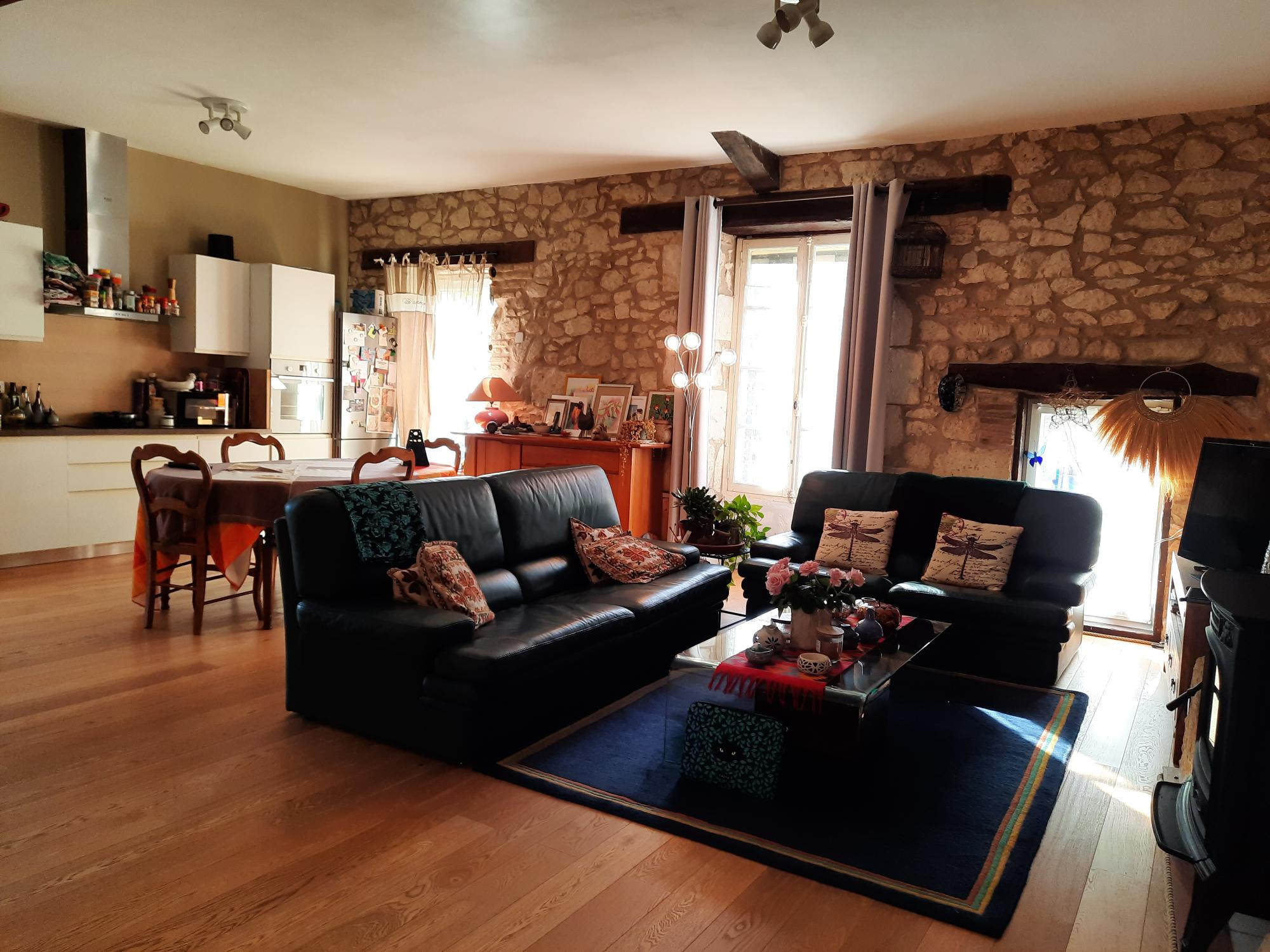 2 Bed, 1 Bath, HouseFor Sale, Lauzun, Lot-et-Garonne, Aquitaine, 47410