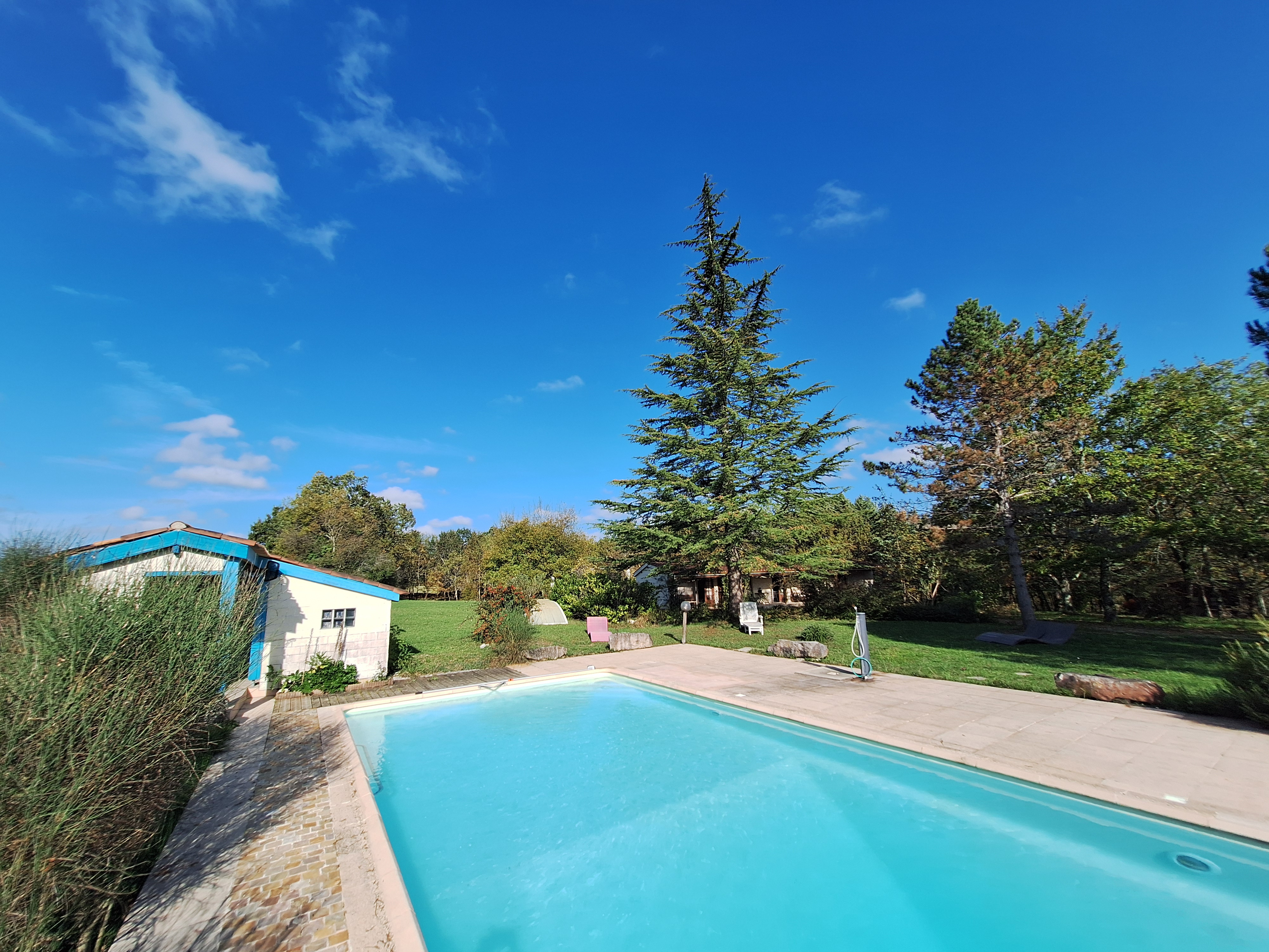 10 Bed, 8 Bath, HouseFor Sale, Montcuq, Lot, Midi-Pyrenees, 46800
