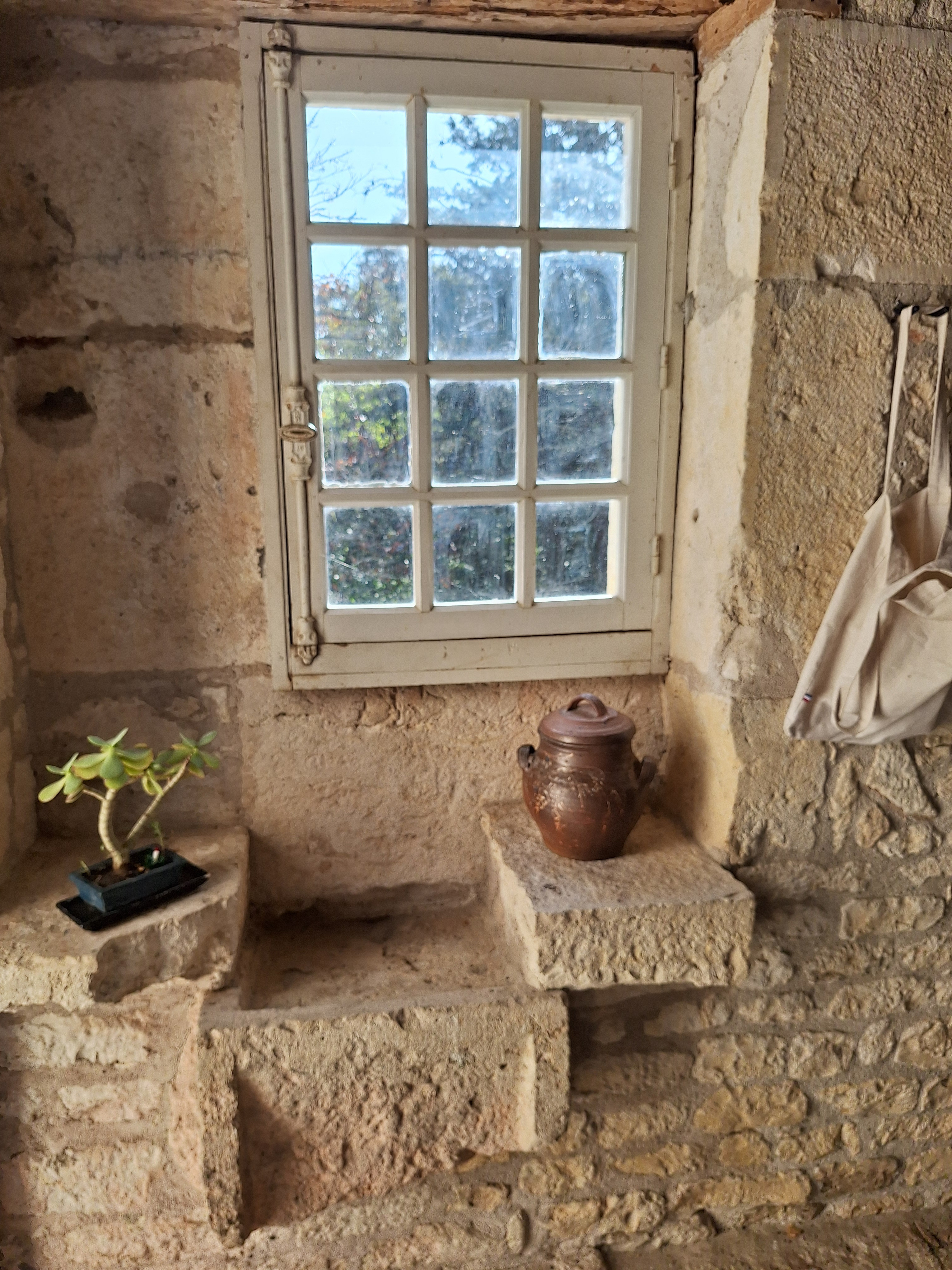 10 Bed, 8 Bath, HouseFor Sale, Montcuq, Lot, Midi-Pyrenees, 46800