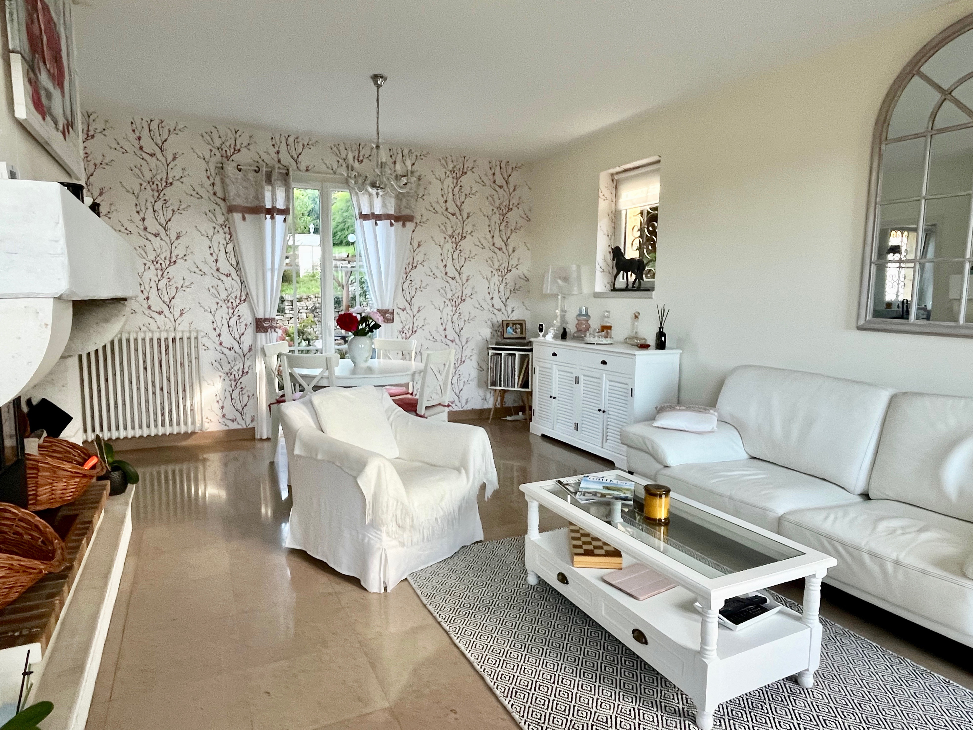 4 Bed, 1 Bath, HouseFor Sale, Mussidan, Dordogne, Aquitaine, 24400