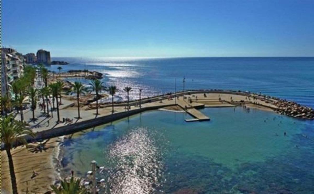 3 Bed, 2 Bath, ApartmentFor Sale, Torrevieja, Costa Blanca