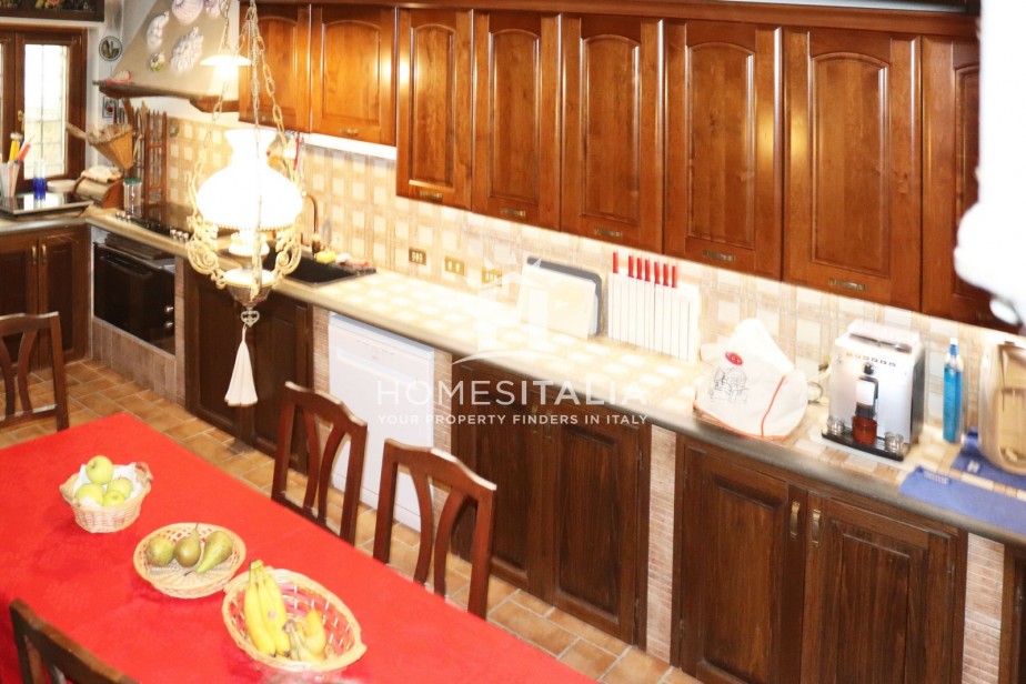 2 Bed, 4 Bath, HouseFor Sale, Celleno, Viterbo, Latium