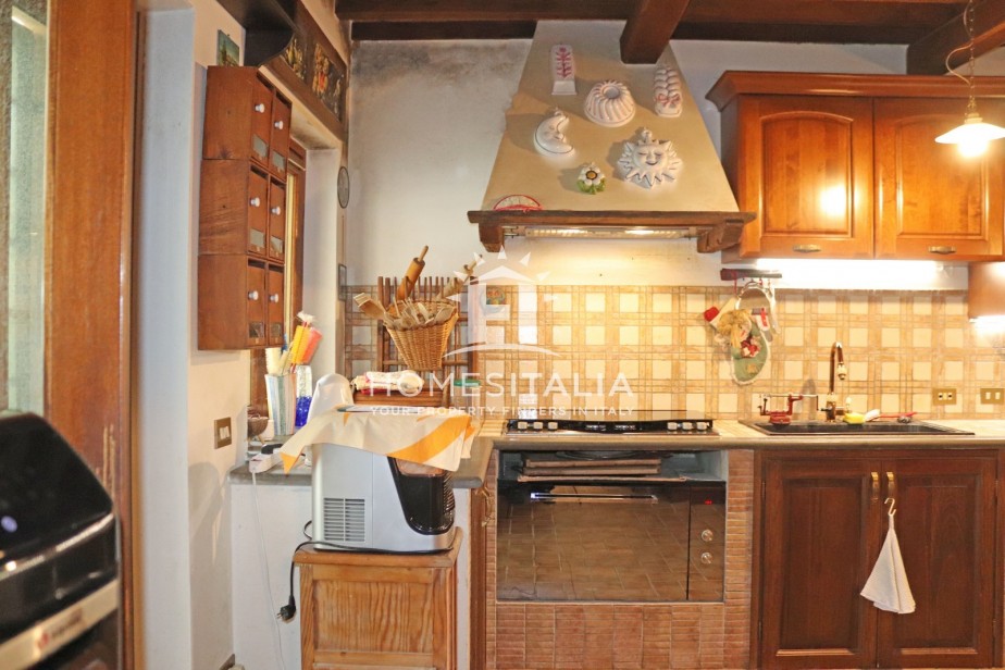 2 Bed, 4 Bath, HouseFor Sale, Celleno, Viterbo, Latium