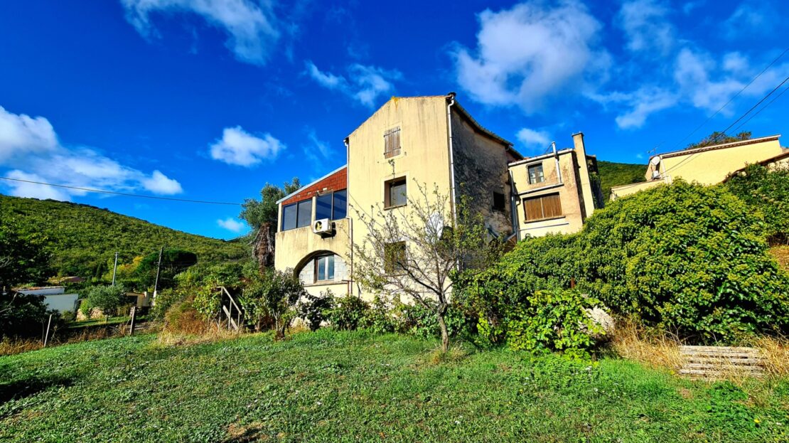 3 Bed, 2 Bath, HouseFor Sale, Lunas, Herault, Languedoc-Roussillon, 34650