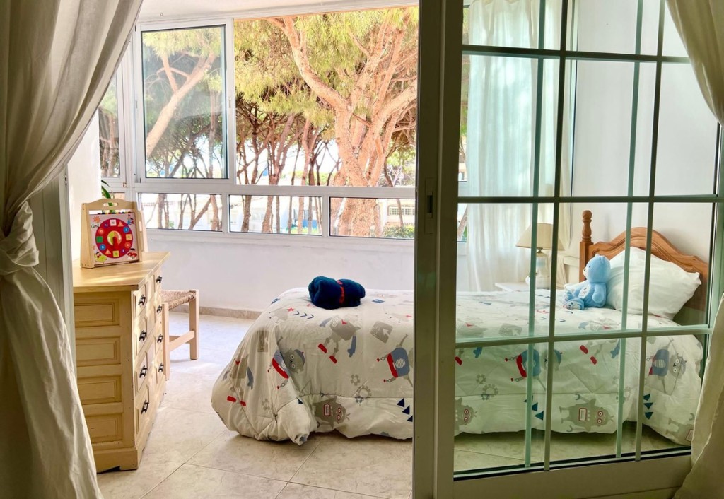 1 Bed, 1 Bath, ApartmentFor Sale, Calahonda, Malaga