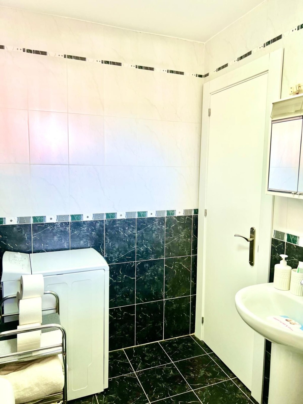 1 Bed, 1 Bath, ApartmentFor Sale, Calahonda, Malaga