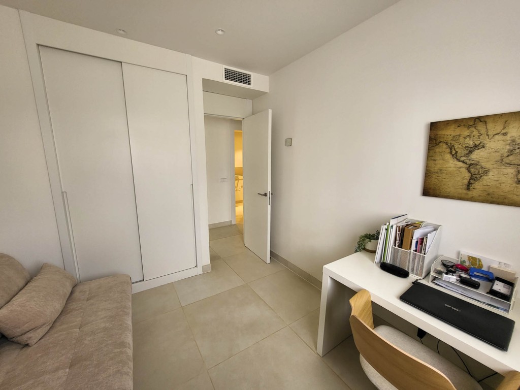 3 Bed, 2 Bath, ApartmentFor Sale, Fuengirola, Malaga