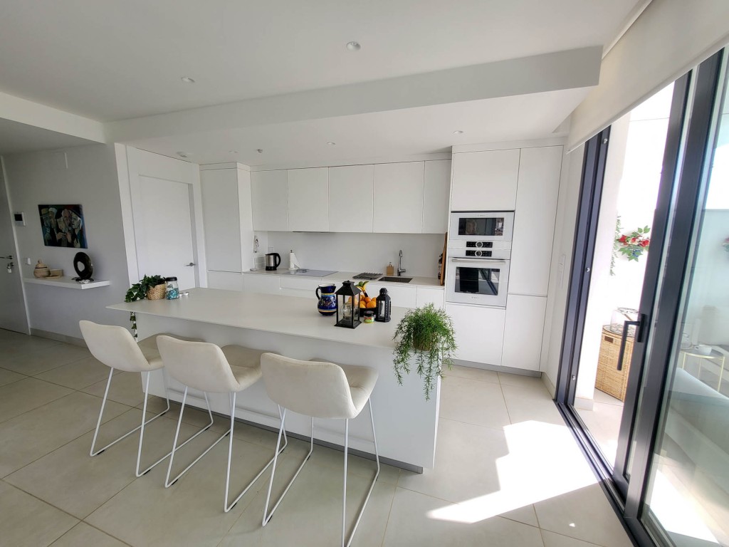 3 Bed, 2 Bath, ApartmentFor Sale, Fuengirola, Malaga