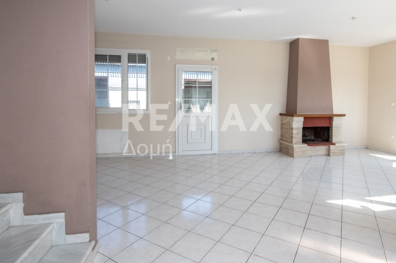 3 Bed, 1 Bath, ApartmentFor Sale, Stefanovikeio, Karla, Magnesia