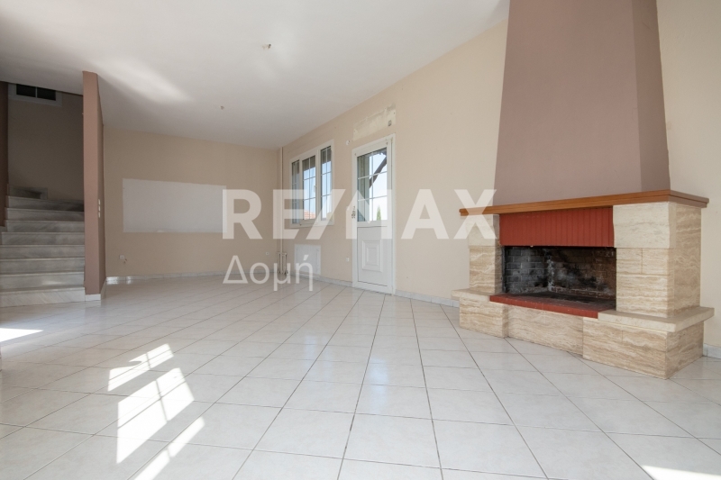 3 Bed, 1 Bath, ApartmentFor Sale, Stefanovikeio, Karla, Magnesia