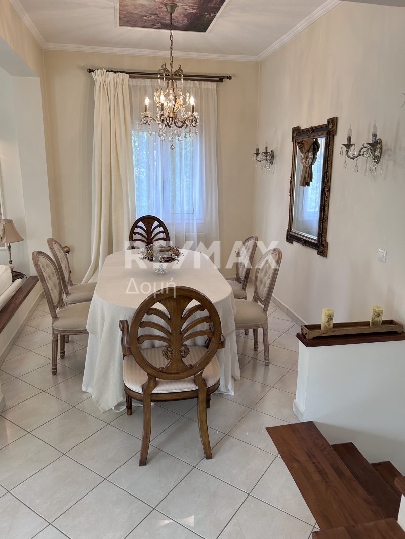 4 Bed, 2 Bath, ApartmentFor Sale, Center, Farsala, Larissa Prefecture