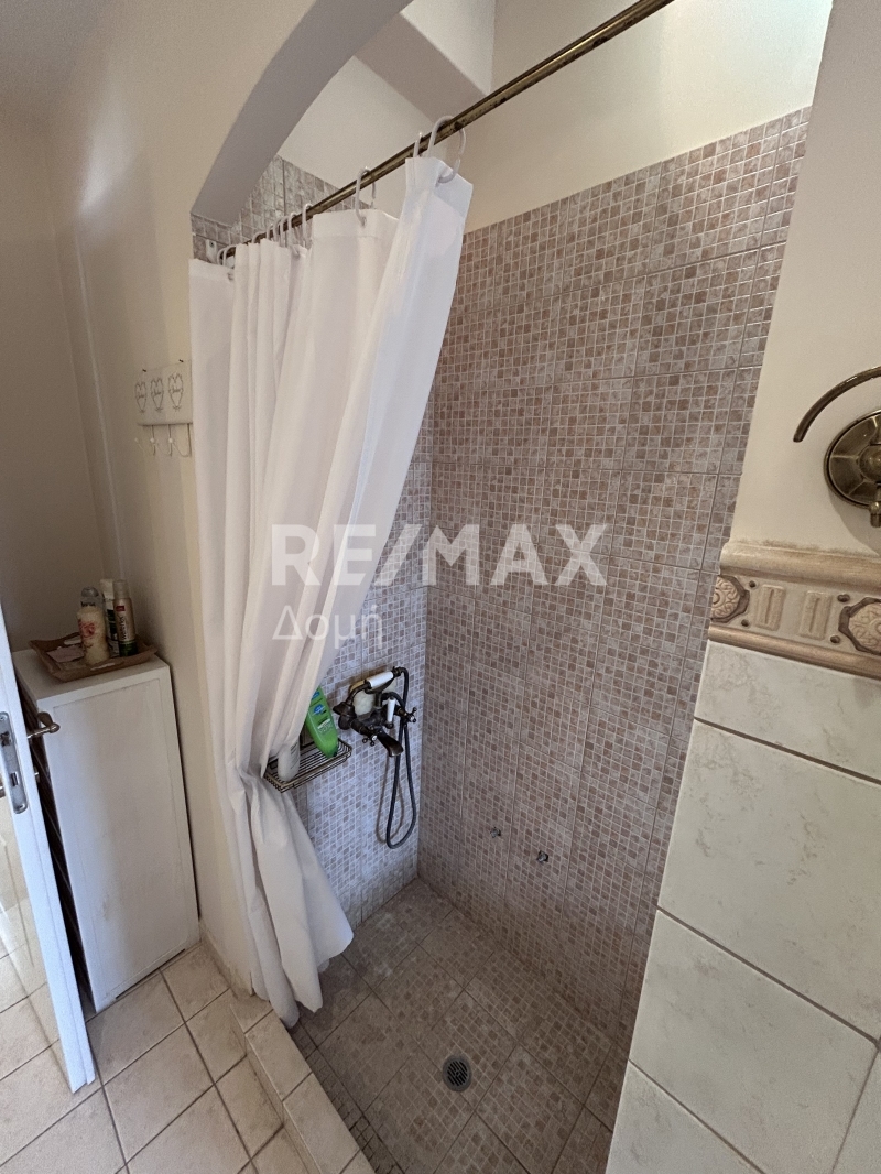 4 Bed, 2 Bath, ApartmentFor Sale, Center, Farsala, Larissa Prefecture