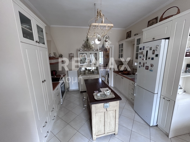 4 Bed, 2 Bath, ApartmentFor Sale, Center, Farsala, Larissa Prefecture