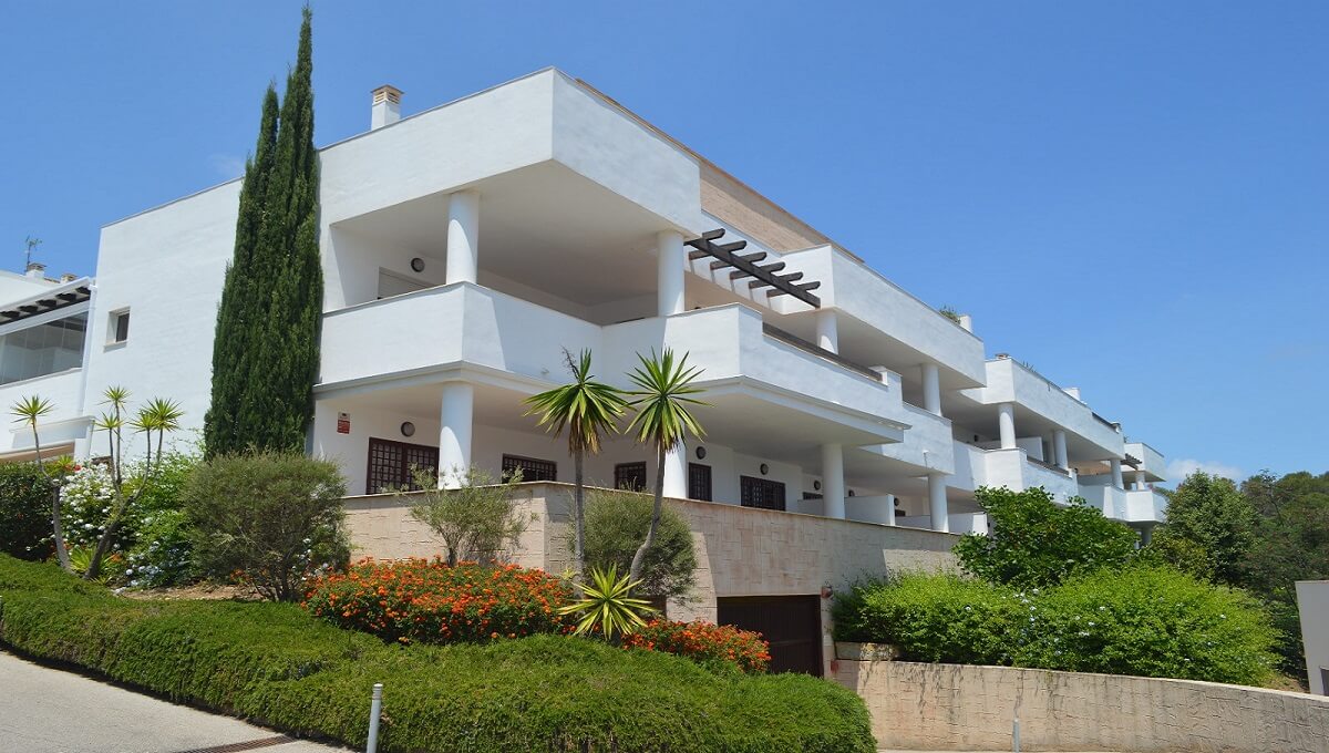 3 Bed, 2 Bath, ApartmentFor Sale, La Alcaidesa, Malaga