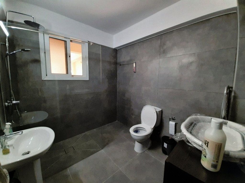 3 Bed, 2 Bath, ApartmentFor Sale, Larnaca, Larnaca