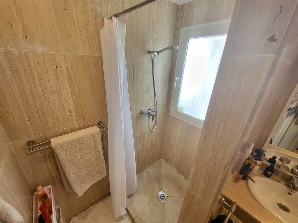 2 Bed, 2 Bath, ApartmentFor Sale, Elviria, Malaga